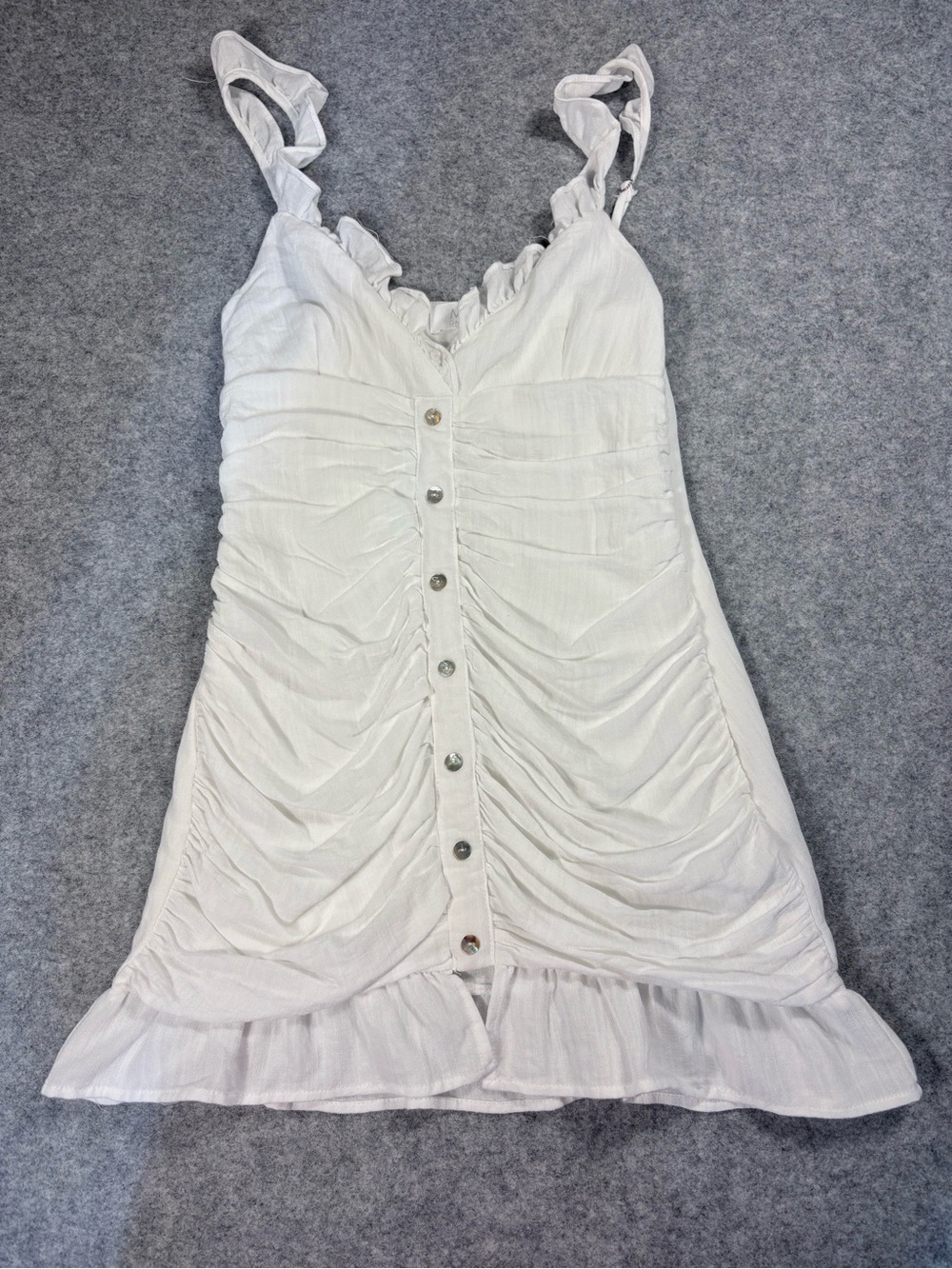Mod on Trend White Ruched Ruffle Button Front Mini Dress Size Small